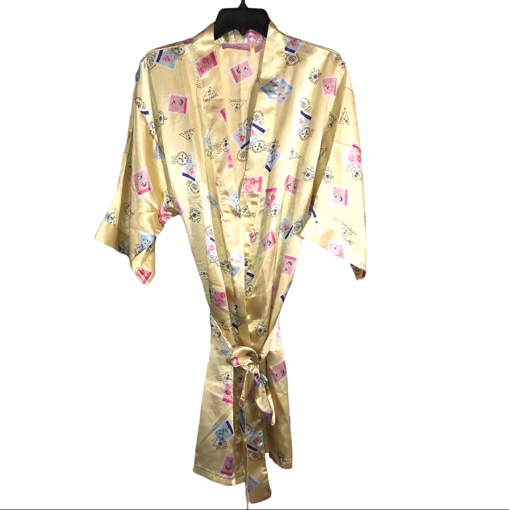 NWT Dream Modes Yellow Print Robe